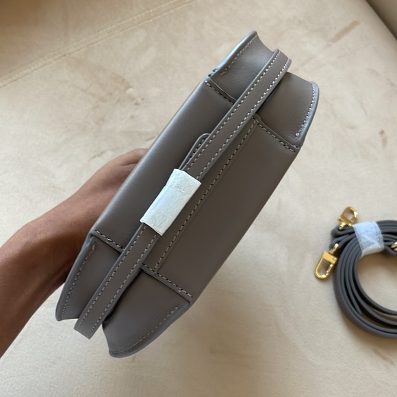 Mini Taupe Bag - Picture 6 of 7